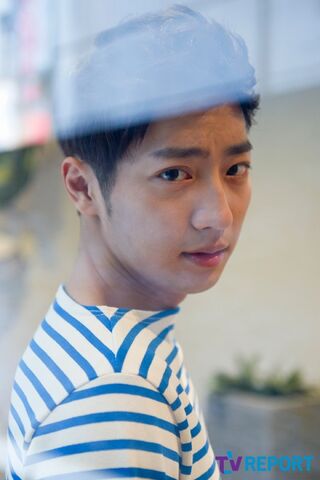 Archivo:Lee Sang Yeob25.jpg