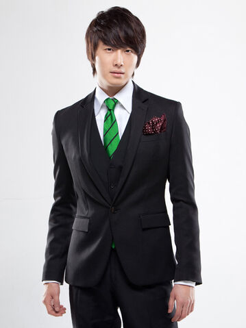 Archivo:Jung Il Woo8.jpg
