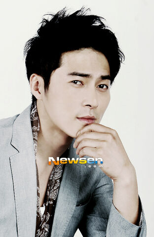 Archivo:Jo Dong Hyuk18.jpg