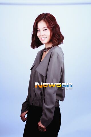 Archivo:Kim Sung Eun9.jpg