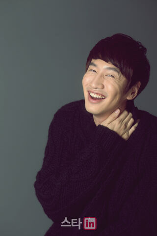 Archivo:Lee Kwang Soo22.jpg