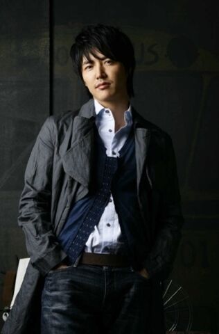 Archivo:Yoon Sang Hyun7.jpg