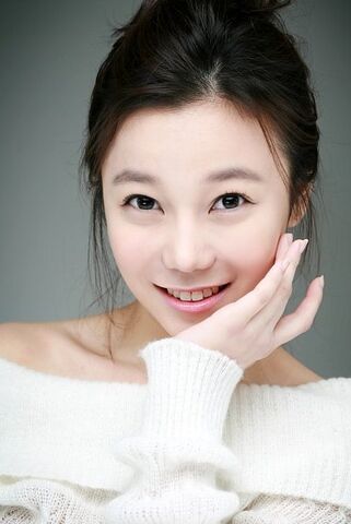 Archivo:Lee Yoo Joo7.jpg