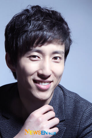 Archivo:Yang Jin Woo6.jpg