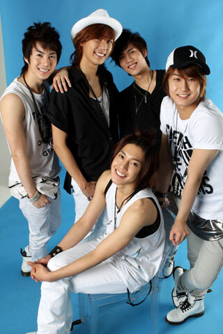Archivo:SS501 (2).jpg