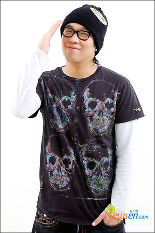 Archivo:0418-mc-mong.jpg