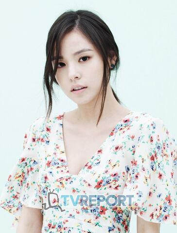 Archivo:Min Hyo Rin 00.jpg