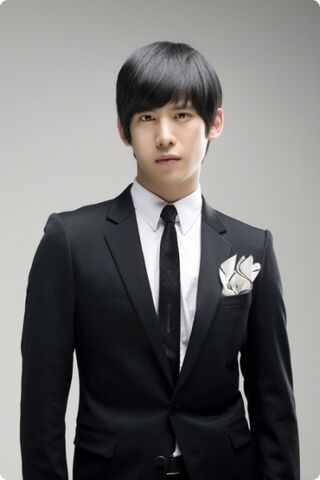 Archivo:Park Ki Woong1.jpg