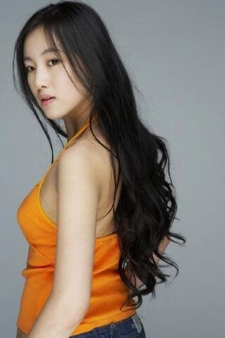 Archivo:Lee Yoon Hoi3.jpg