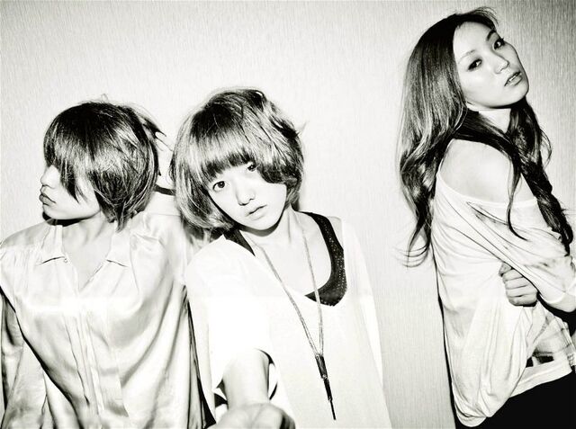 Archivo:Stereopony-201202.jpg