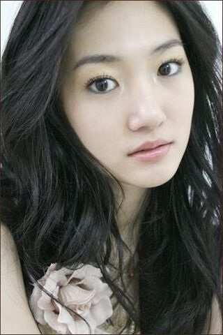 Archivo:Go Joon Hee3.jpg