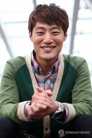 Archivo:Lee Hee Joon16.jpg