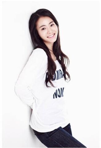 Archivo:Seo Hye Jin (1988).jpg