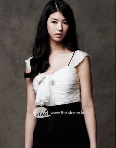Archivo:Lee Mi Soo.jpg