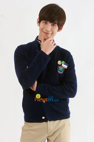 Archivo:Park Ki Woong3.jpg