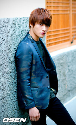 Archivo:121201JaejoongOsen17.jpg