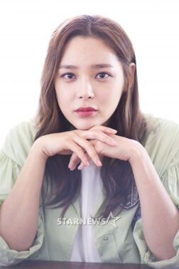 Park Si Yeon36.jpg