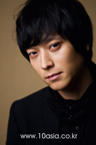 Archivo:Kang Dong Won17.jpg