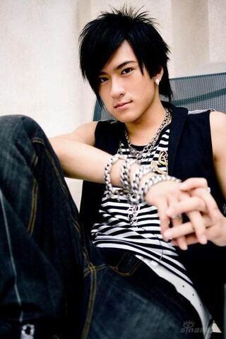 Archivo:Kris Shen5.jpg