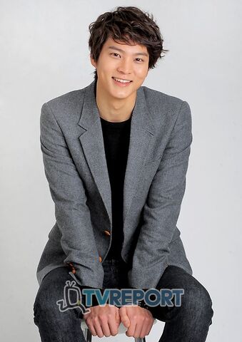 Archivo:Joo Won3.jpg