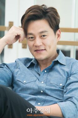 Lee Seo Jin12.jpg