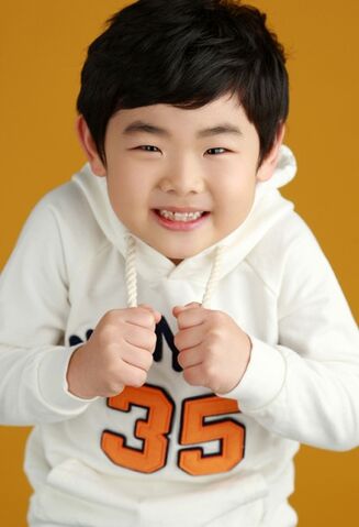Archivo:Baek Jin Ki3.jpg