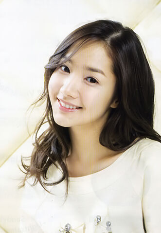 Archivo:Park Min Young9.jpg