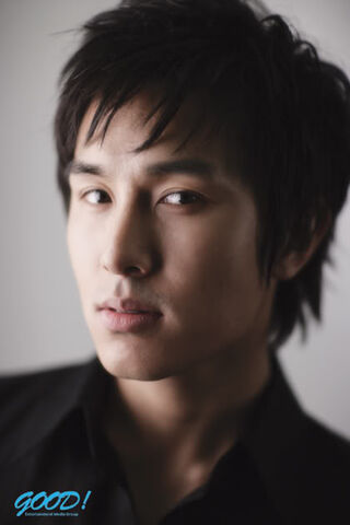 Archivo:Kim Dong Wan.jpg