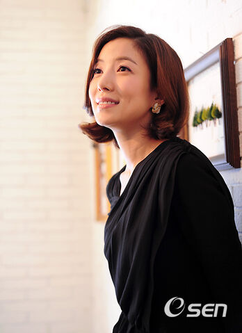 Archivo:Yoon Se Ah4.jpg
