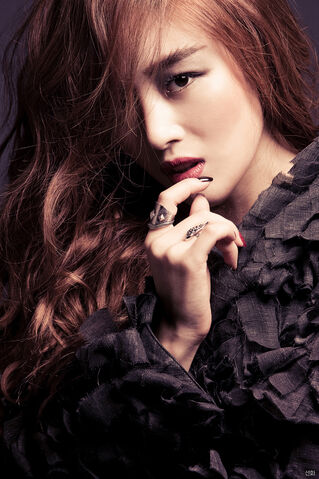Archivo:Han Sun Hwa8.jpg