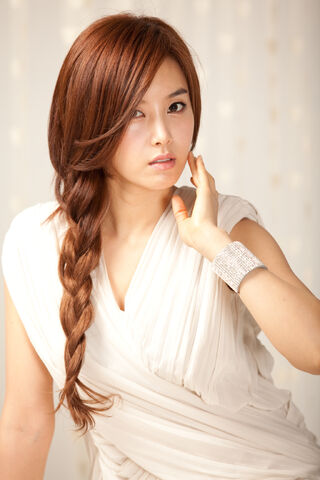 Archivo:Ahn Jin Kyung7.jpg