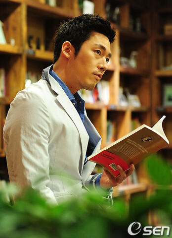 Archivo:Jang Hyuk7.jpg