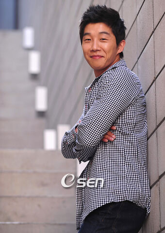 Archivo:Choi Jae Hwan2.jpg