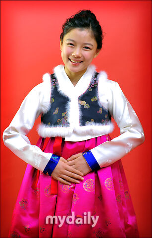 Archivo:Kim Yoo Jung6.jpg