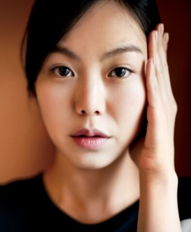 Archivo:Kim Min Hee30.jpg