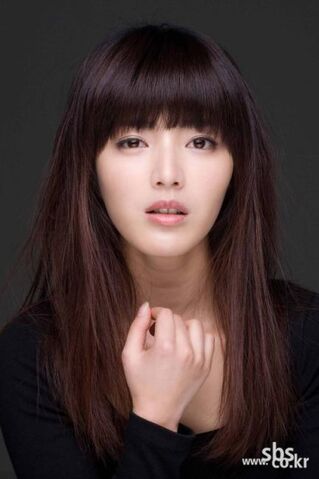 Archivo:Choi Young Shin2.jpg