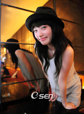 Archivo:Kim Byul3.jpg