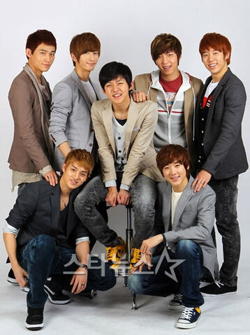 Archivo:U-KISS 1.jpg