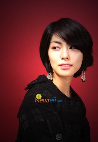 Archivo:Kim Jung Hwa2.jpg