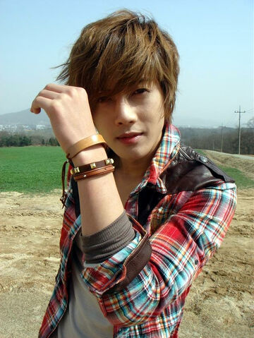 Archivo:Kimhyunjoong4.jpg