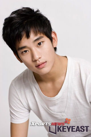 Archivo:Kim Soo Hyun6.jpg