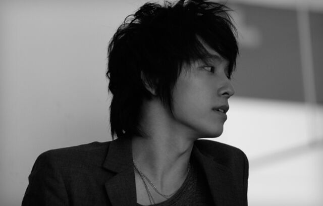 Archivo:Donghae 04.jpg