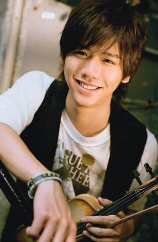 Archivo:Evan Yo4.jpg