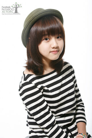 Archivo:Kim Hyang Gi13.jpg