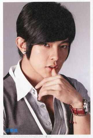 Archivo:Jiro Wang 22.jpg