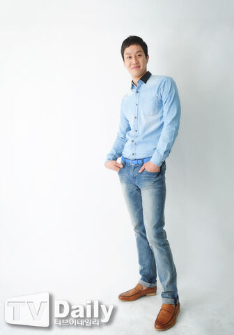 Archivo:Jung Woo10.jpg