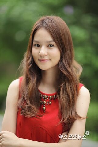 Archivo:Woo Ri10.jpg