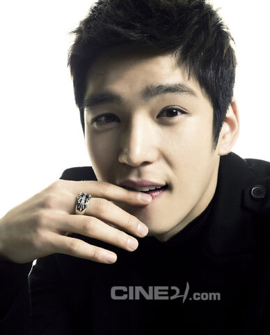 Archivo:Goo Won7.jpg