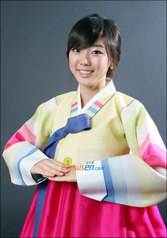 Archivo:Lee Bo Ram3.jpg
