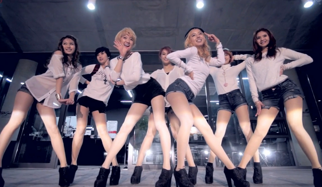 Archivo:G-Twenty Magic-Hour xiahpop-770x447.png